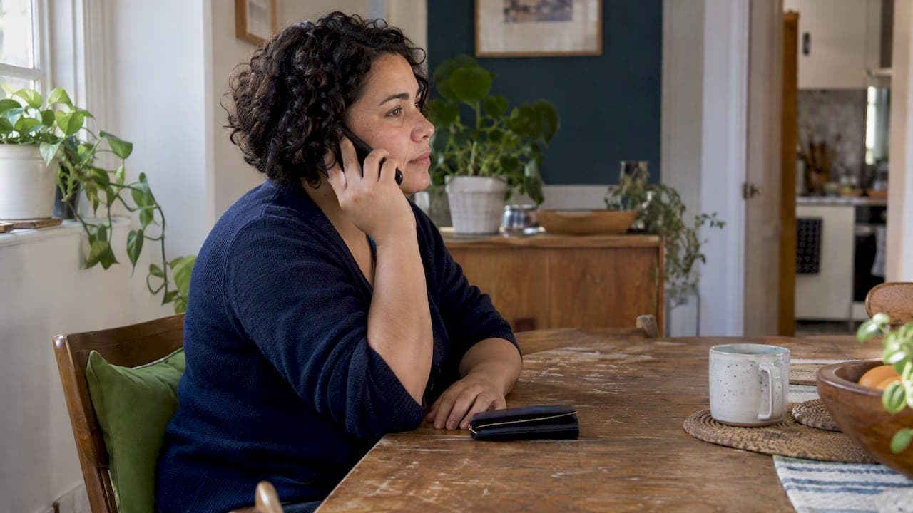 One Script to Waive a Credit Card Late Fee Before It Hits Your Credit Report